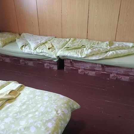 Chata Pod Vlekom Dedinky Buitenkant foto