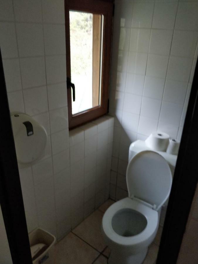 Chata Pod Vlekom Dedinky Buitenkant foto