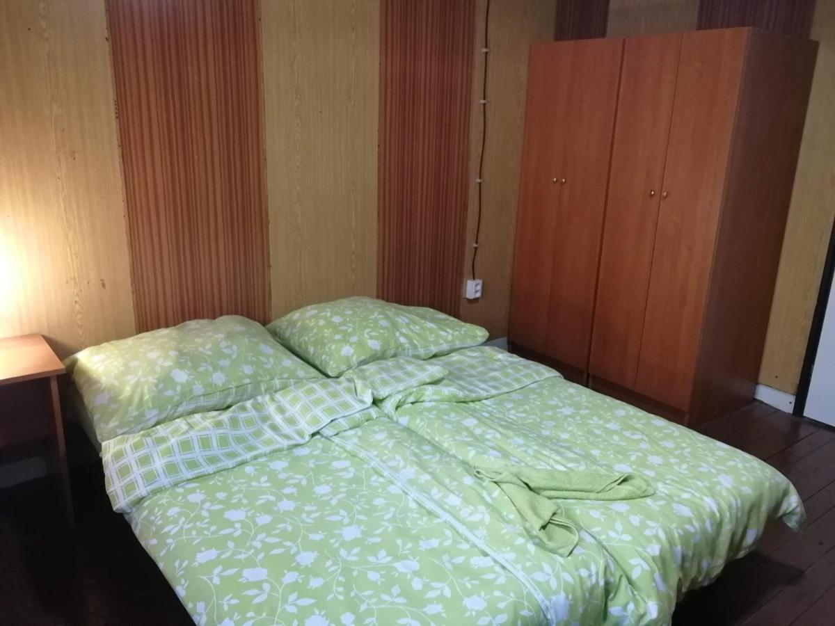 Chata Pod Vlekom Dedinky Buitenkant foto