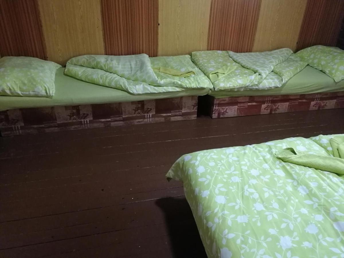 Chata Pod Vlekom Dedinky Buitenkant foto